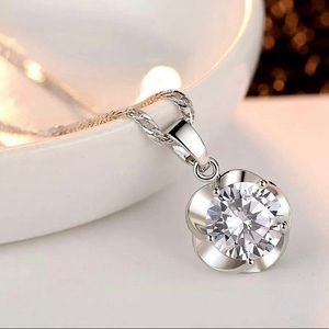 Women round crystal flower gold filled necklace